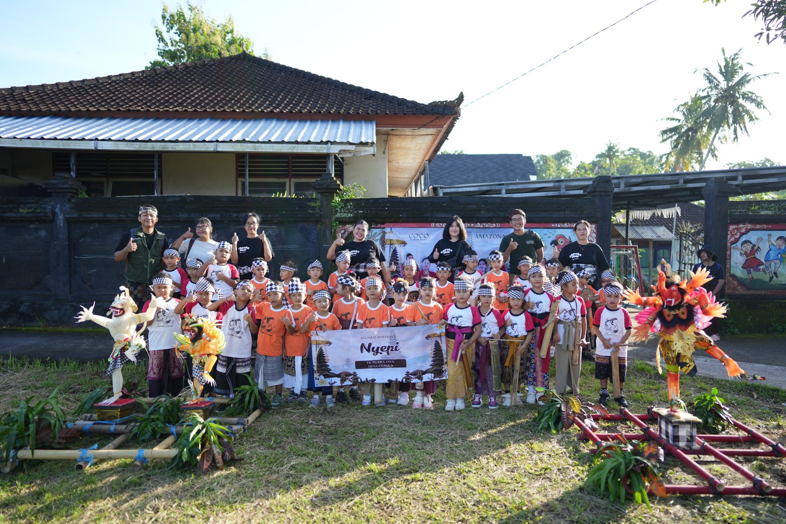 Passing the Torch: How TK Putra Jaya Cepaka Kindergarteners Celebrate Balinese Culture